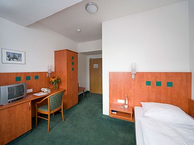 VCH-Hotel Stadthotel Duesseldorf im Kolpinghaus Bild 9