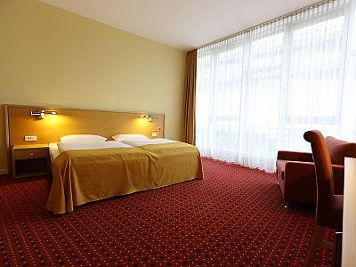 Airporthotel Berlin-Adlershof Bild 3