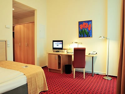 Airporthotel Berlin-Adlershof Bild 5