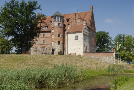 Schloss & Gut Ulrichshusen